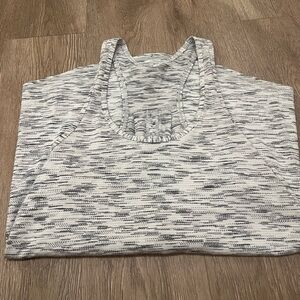 Lululemon racerback tank with key hole back